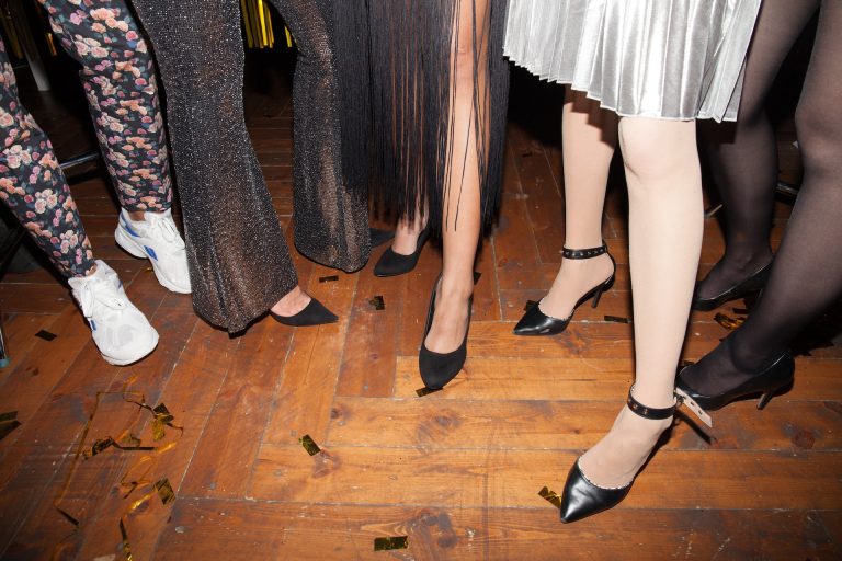 Here are a few trending styles of women’s footwear 👡