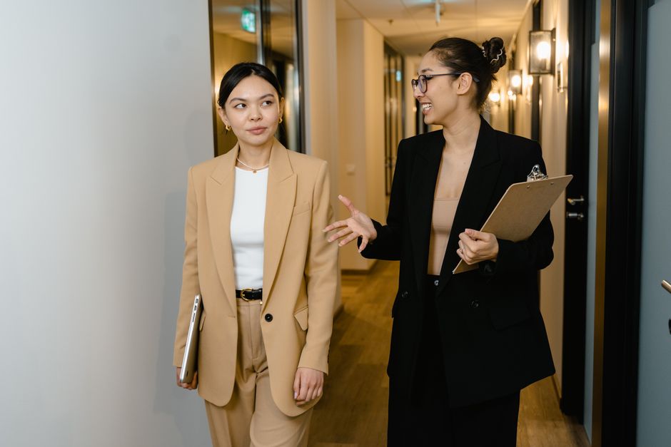Professional Interview Attire For Women: Professional Interview Outfits for Women: What Actually Works in 2026